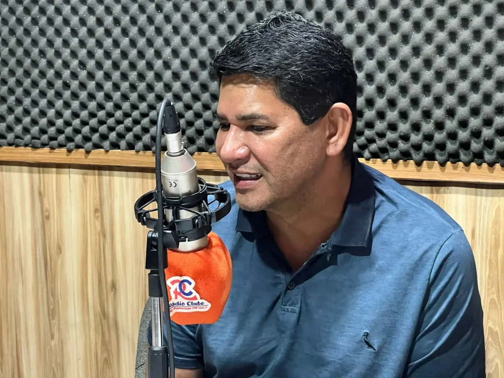 ex-prefeito de Parintins, Bi Garcia (PSD)